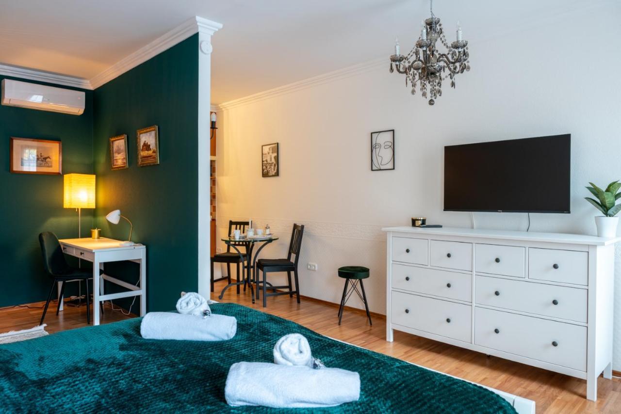 Romantic Studio Secret Garden Budapest Ngoại thất bức ảnh