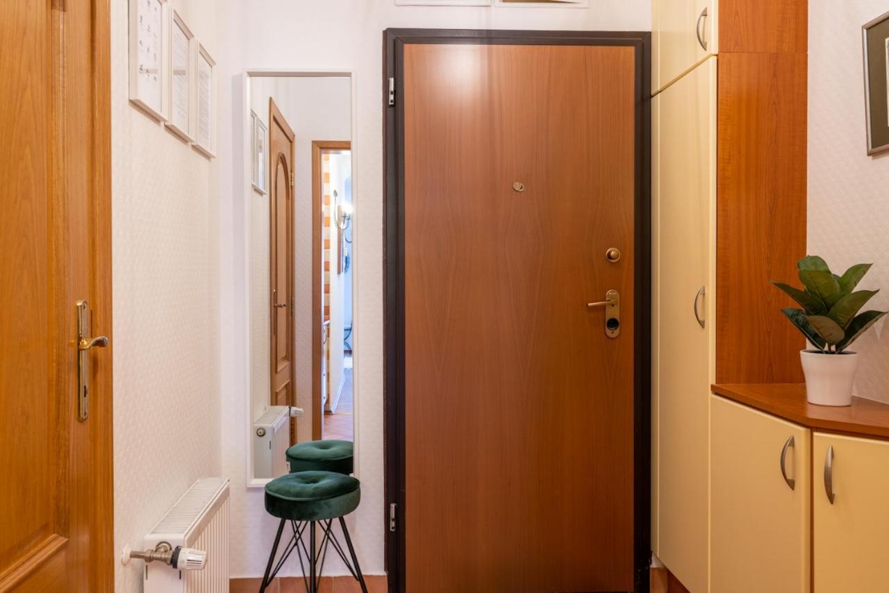 Romantic Studio Secret Garden Budapest Ngoại thất bức ảnh
