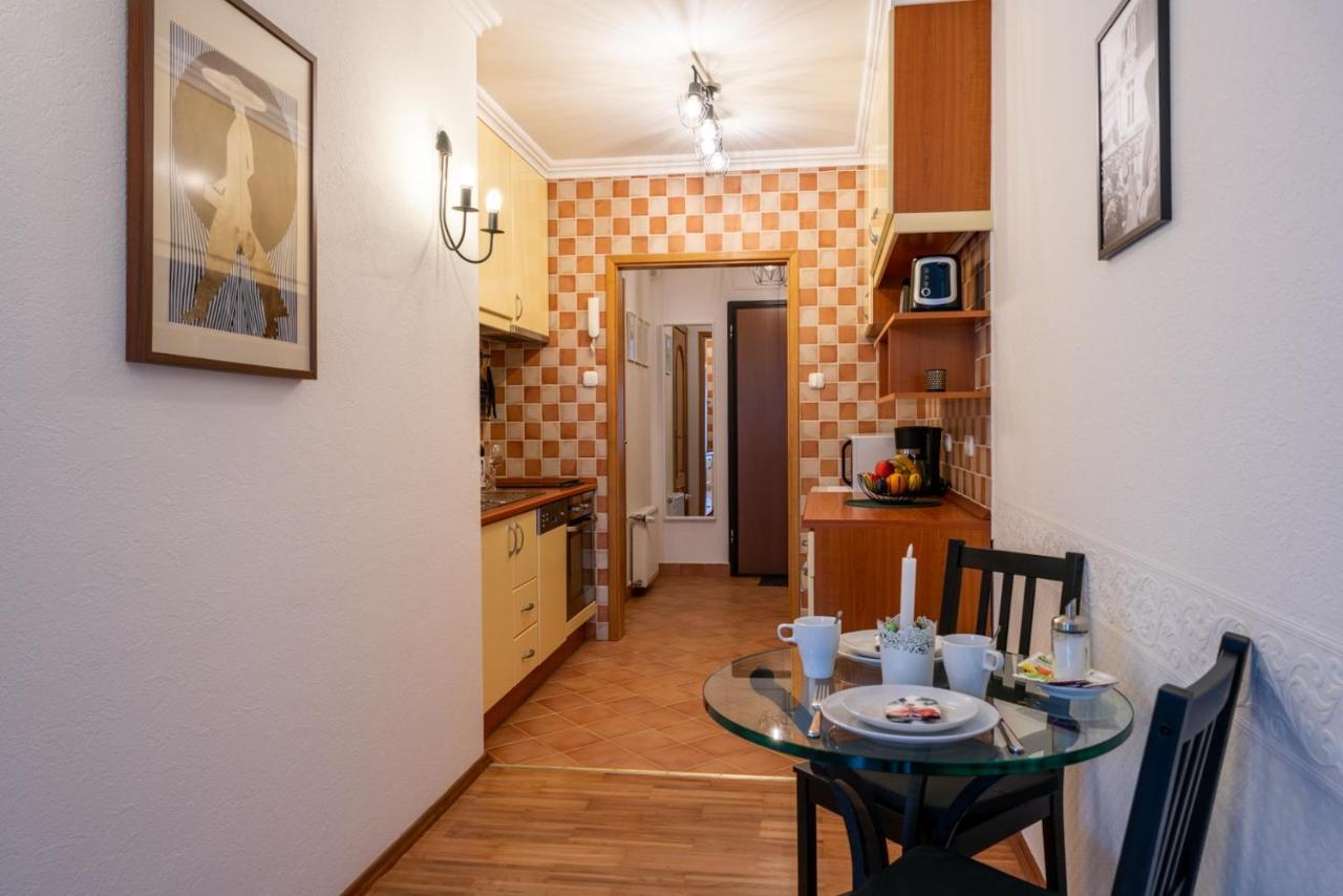Romantic Studio Secret Garden Budapest Ngoại thất bức ảnh